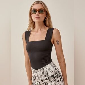 Like new Reformation Clarke Knit Tank in black - Small.